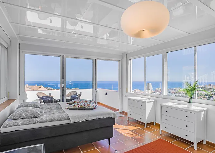 Torremimosas Villa *