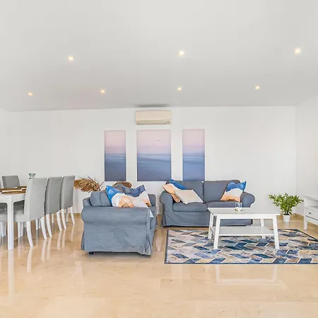 Torremimosas Villa